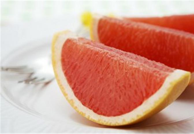 进入瓜果飘香季 你还在谣言“指导”下吃水果？