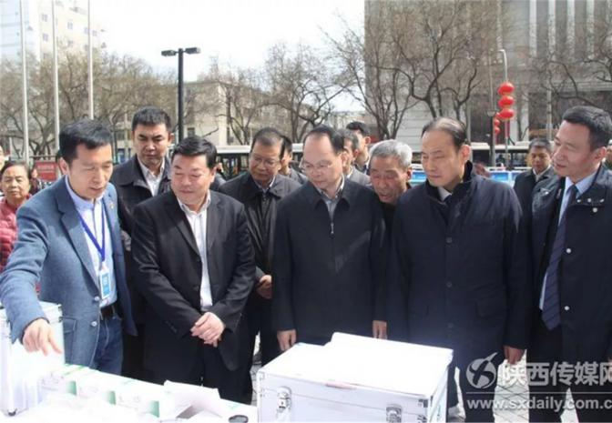 科仪阳光检测配合西安市碑林区市场监管局积极开展3.15宣传活动快检工作