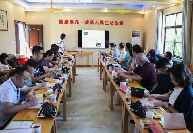 陕西省食品安全地方标准《八月炸（八月瓜）》标准立项论证会顺利召开